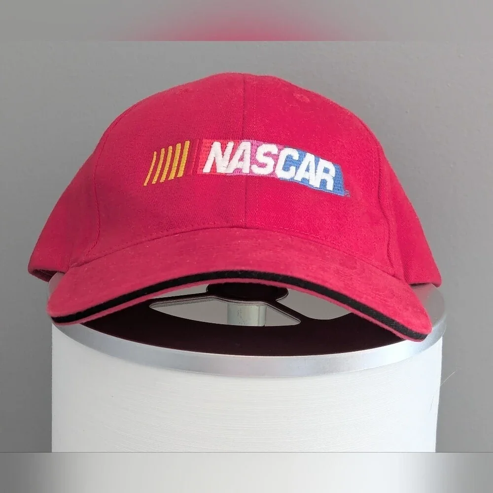 NASCAR Adult Unisex 100% Cotton Embroidered Baseball Cap/Hat